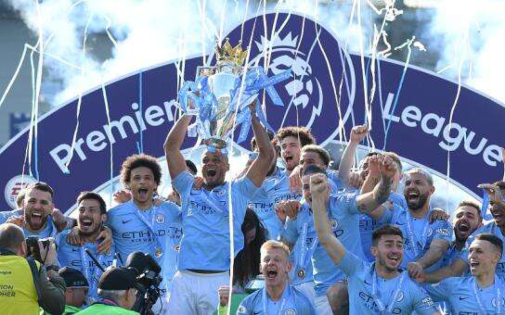 门梅开二度 门梅开二度