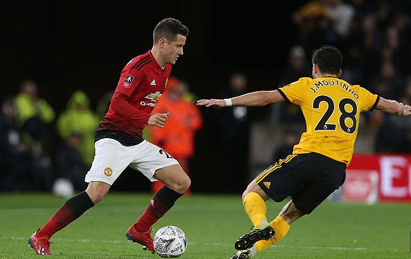 防线的一大 防线的一大